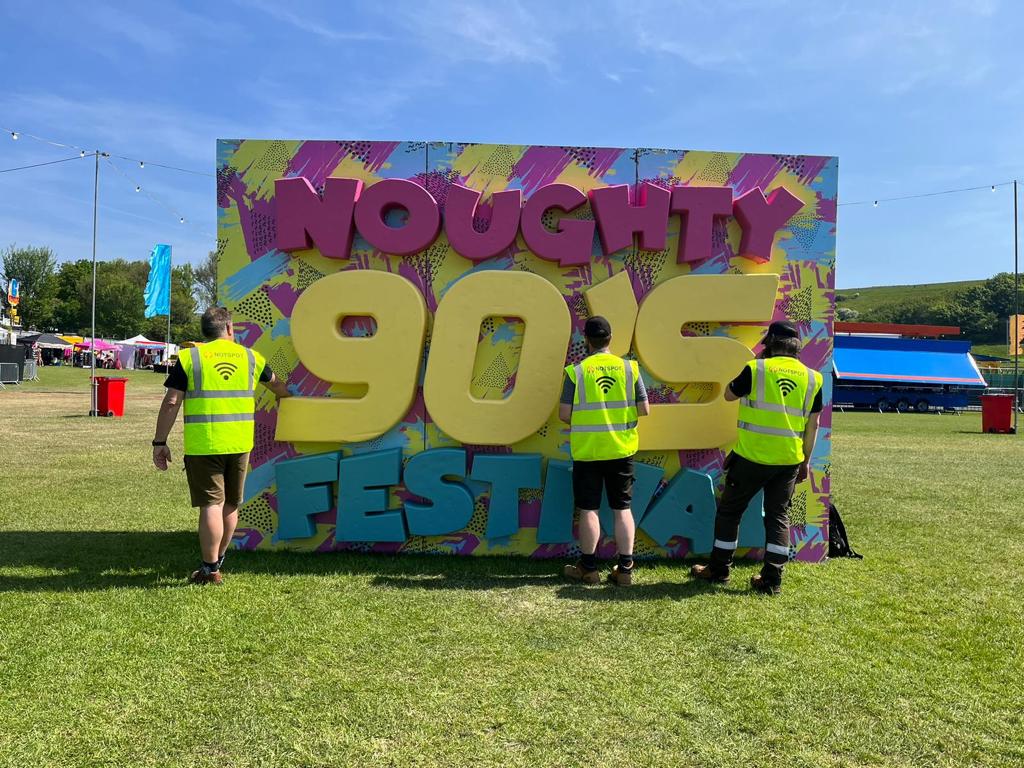 notspots Event WiFi team at naughty 90's festival